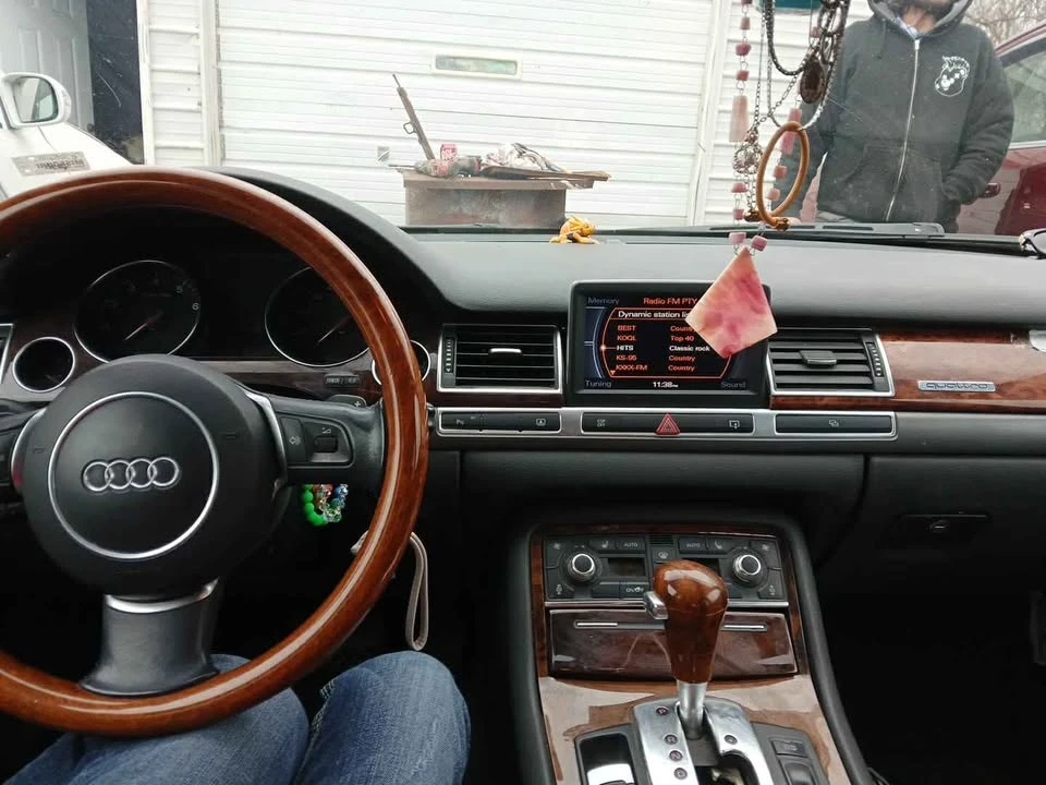 2008 Audi D3 A8 - Image 3 of 4