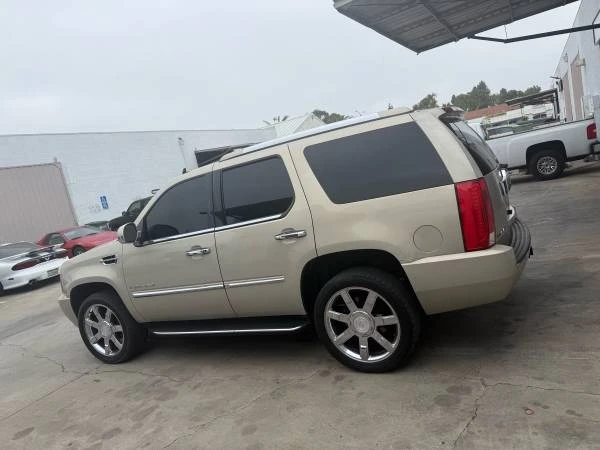 2008 Cadillac Escalade & EXT 3rd Gen - Image 4 of 11