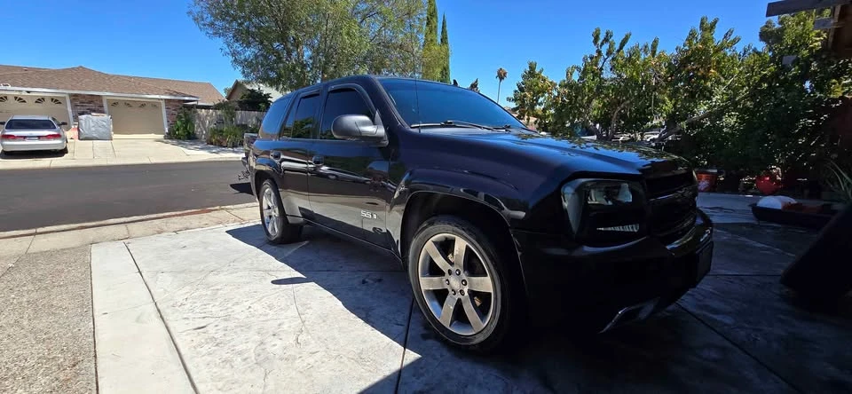 Chevrolet Trailblazer - Image 4 of 6