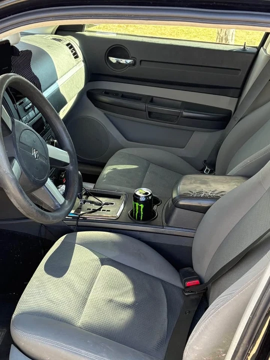 Dodge Charger 6th Gen - Image 3 of 7