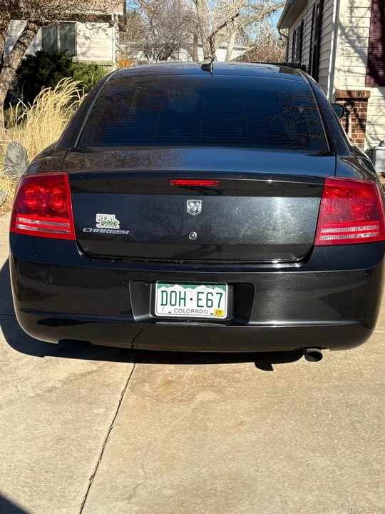 Dodge Charger 6th Gen - Image 5 of 7