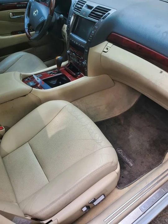 2008 Lexus LS 4th Gen - Image 7 of 10