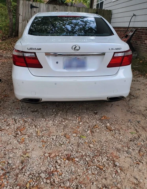 2008 Lexus LS 4th Gen - Image 5 of 10