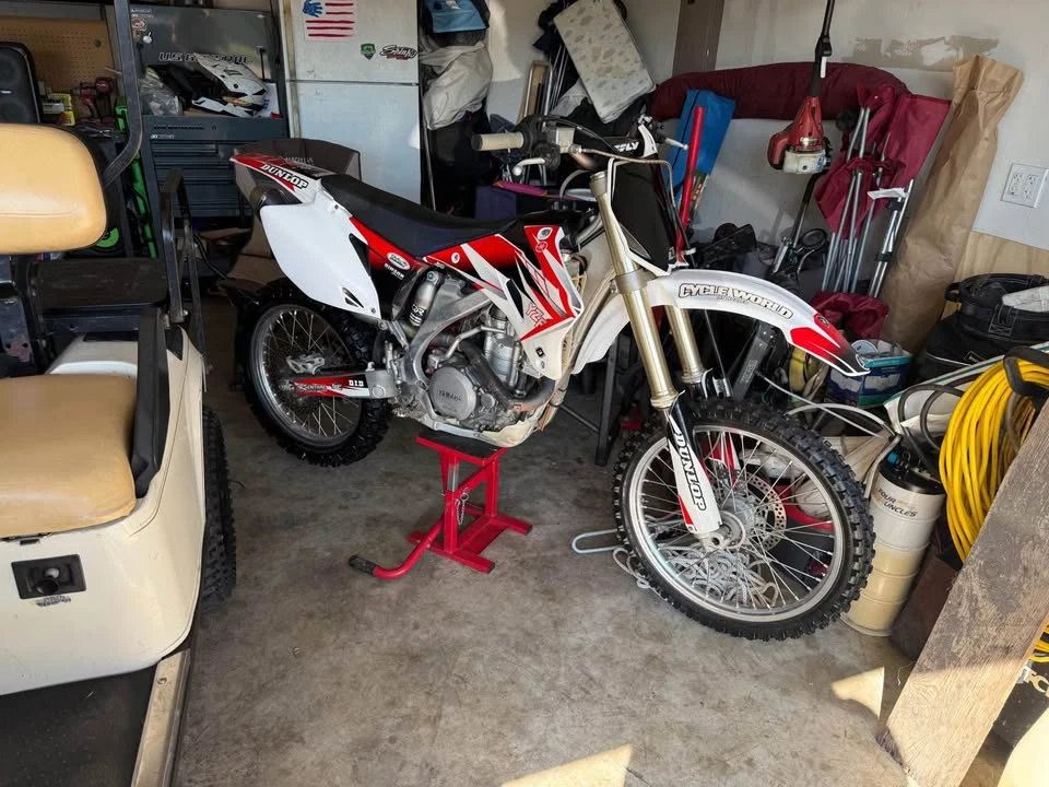 2008 Yamaha YZF - Image 9 of 10