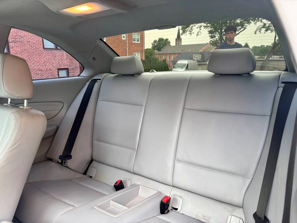 2009 BMW E82 135i & 135is - Image 10 of 14
