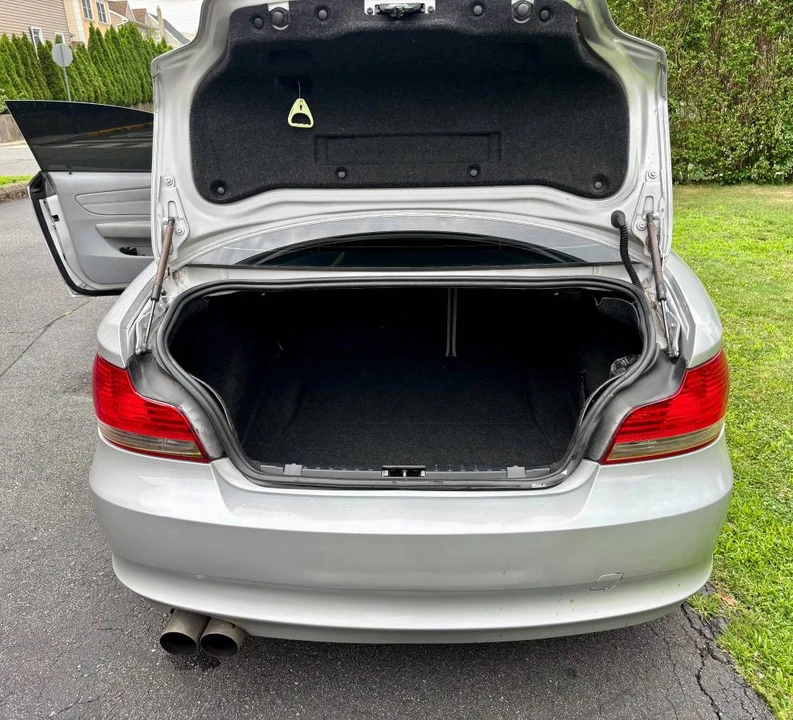 2009 BMW E82 135i & 135is - Image 14 of 14