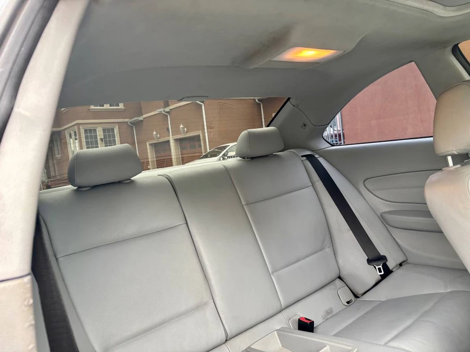 2009 BMW E82 135i & 135is - Image 8 of 14