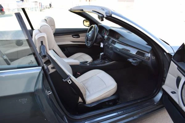 2009 BMW E93 3 Series Convertible - Image 14 of 21