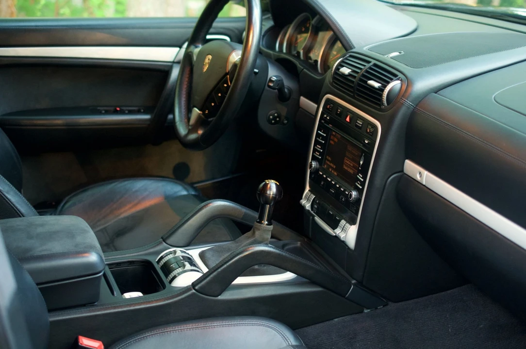2009 Porsche 955/957 Cayenne GTS - Image 7 of 10