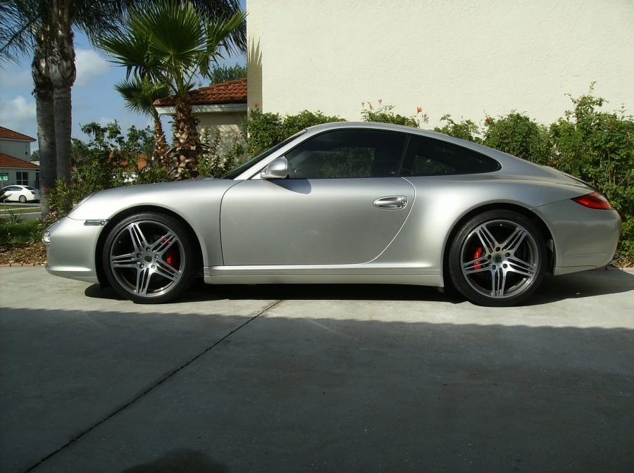 2009 Porsche 997 Carrera 4S - Image 2 of 3