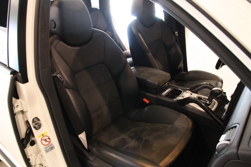 2009 Porsche 955/957 Cayenne GTS - Image 5 of 5