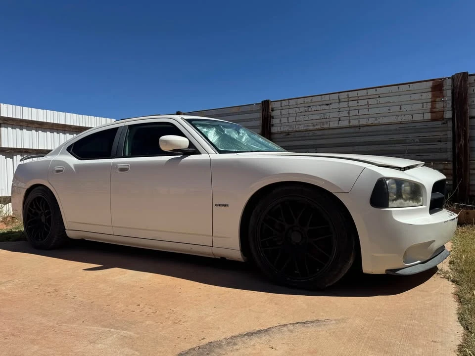 2009 Dodge Charger 6th Gen - Image 4 of 7