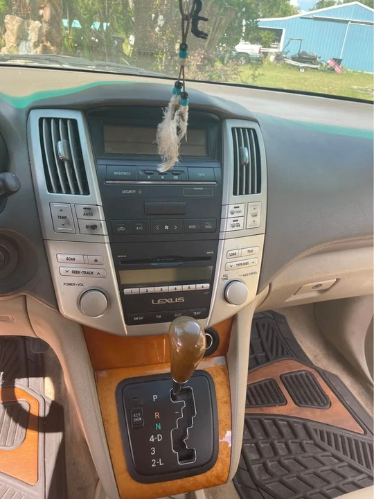 2009 Lexus RX 2nd Gen - Image 3 of 10