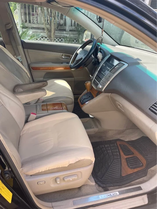 2009 Lexus RX 2nd Gen - Image 9 of 10
