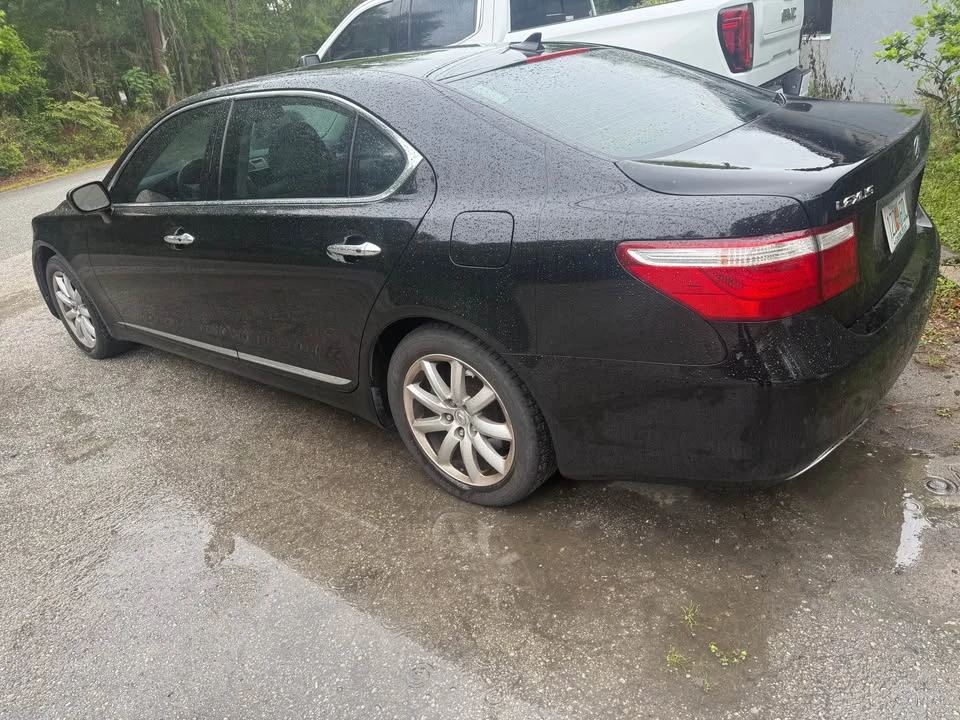 2009 Lexus LS 4th Gen - Image 3 of 5