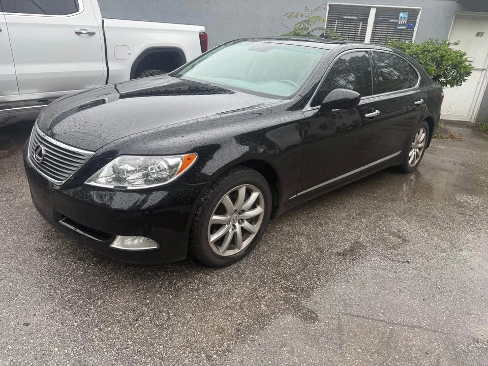 2009 Lexus LS 4th Gen - Image 2 of 5