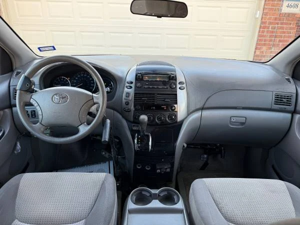 2009 Toyota Sienna 2nd Gen - Image 9 of 13