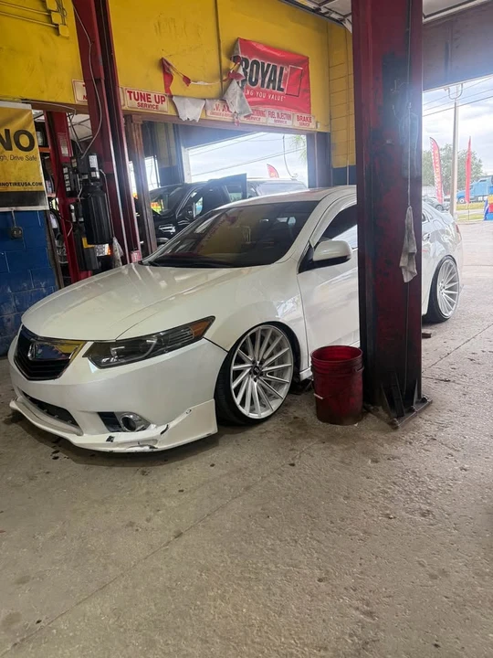 2009 Acura TSX 2nd Gen - Image 3 of 10