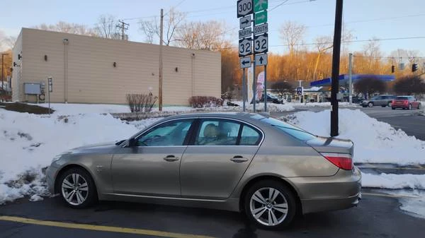 2009 BMW E60 5 Series Sedan - Image 2 of 20