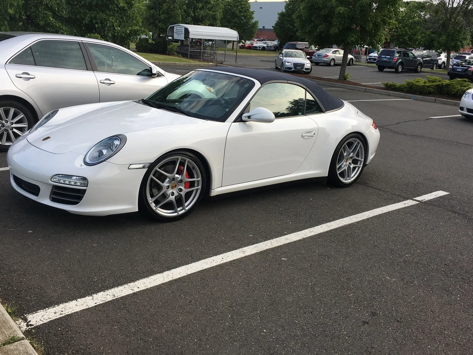 2009 Porsche 997 Carrera 4S - Image 3 of 4