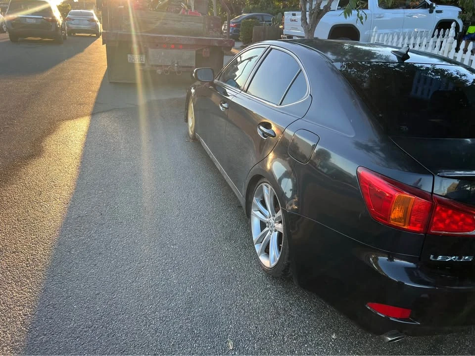 2009 Lexus IS 2nd Gen - Image 6 of 10