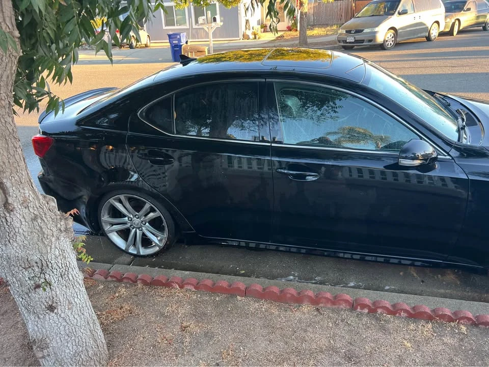 2009 Lexus IS 2nd Gen - Image 2 of 10