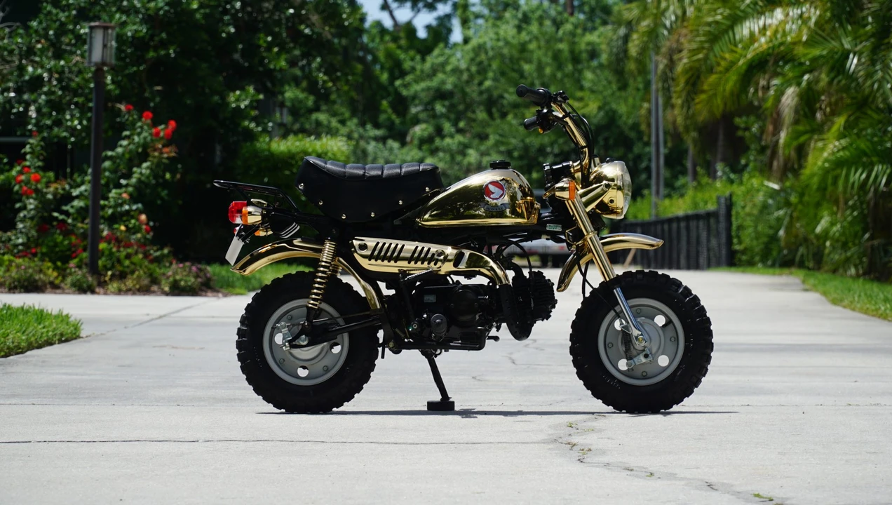 1996 Honda Z50 - Image 8 of 31