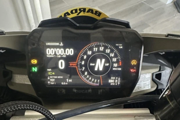 2024 Ducati V4 - Image 6 of 9