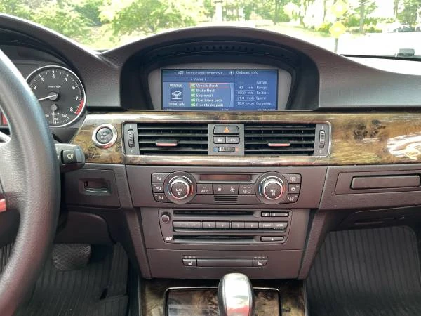 2008 BMW E93 335i Convertible - Image 17 of 21