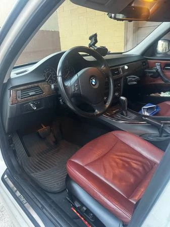 2009 BMW E90 3 Series Sedan - Image 4 of 4