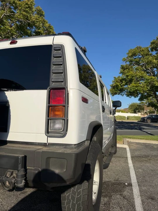 2004 Hummer Hummer H2 - Image 5 of 23