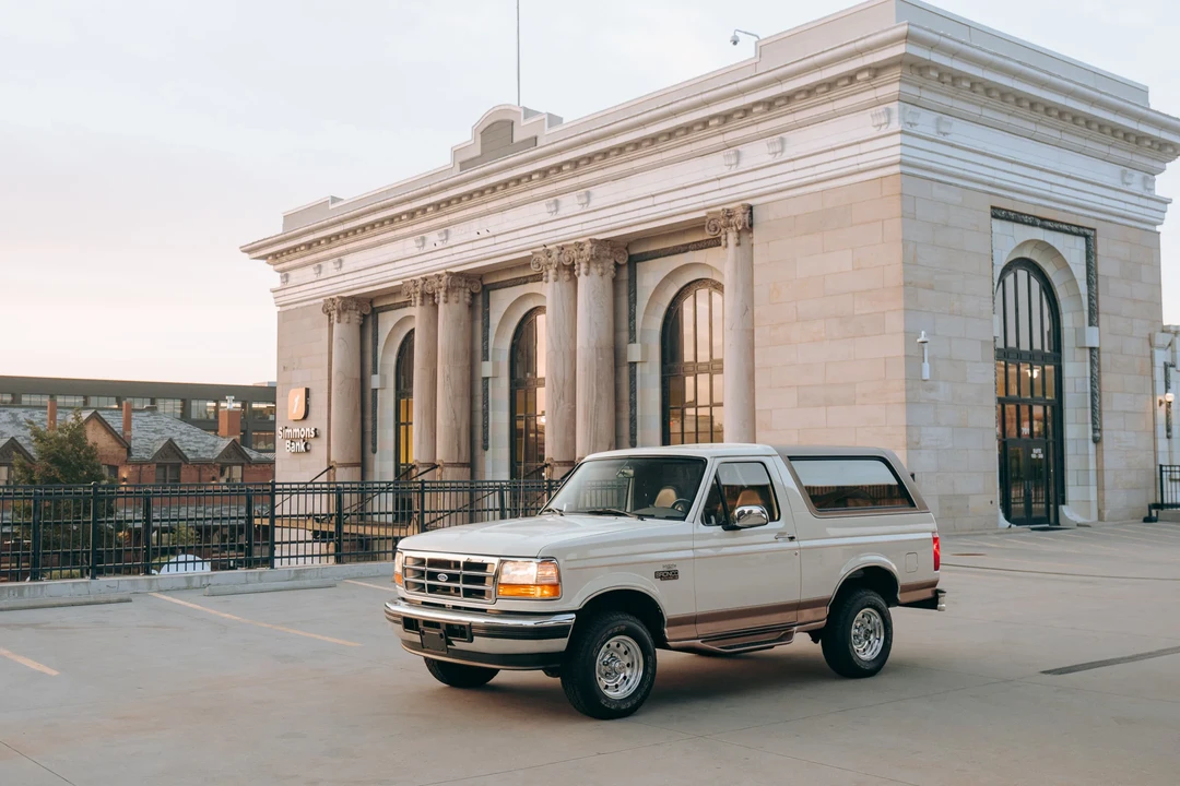 1995 Ford Bronco 5th Gen - Image 4 of 31