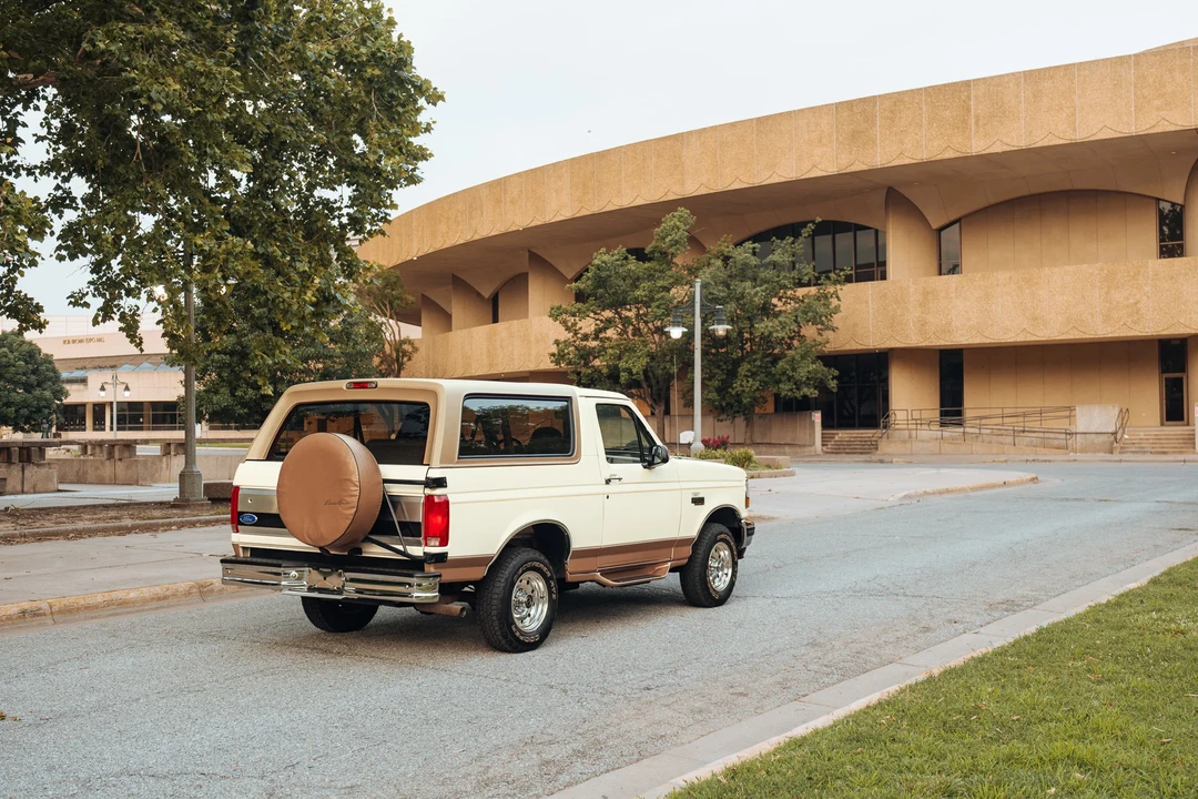 1995 Ford Bronco 5th Gen - Image 12 of 31
