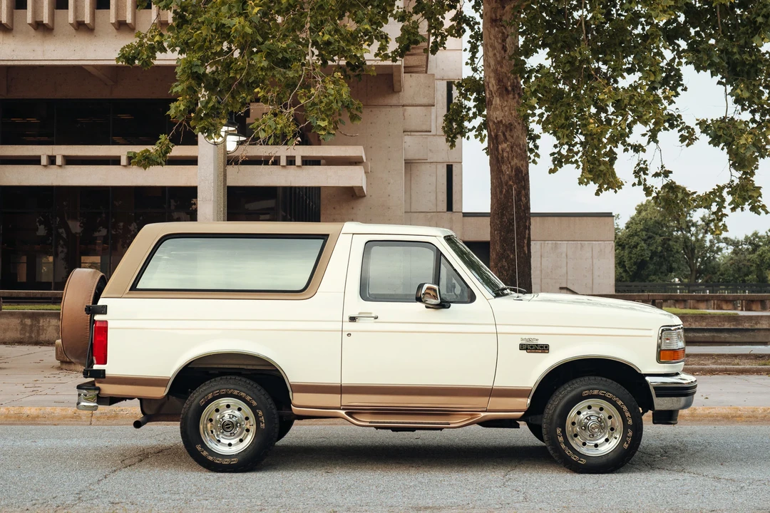 1995 Ford Bronco 5th Gen - Image 13 of 31