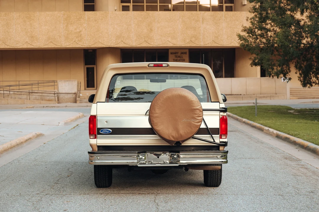 1995 Ford Bronco 5th Gen - Image 10 of 31
