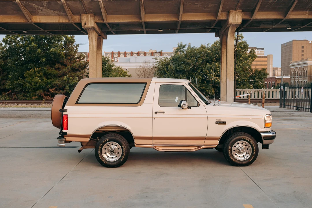 1995 Ford Bronco 5th Gen - Image 18 of 31
