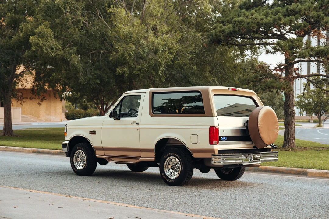 1995 Ford Bronco 5th Gen - Image 23 of 31