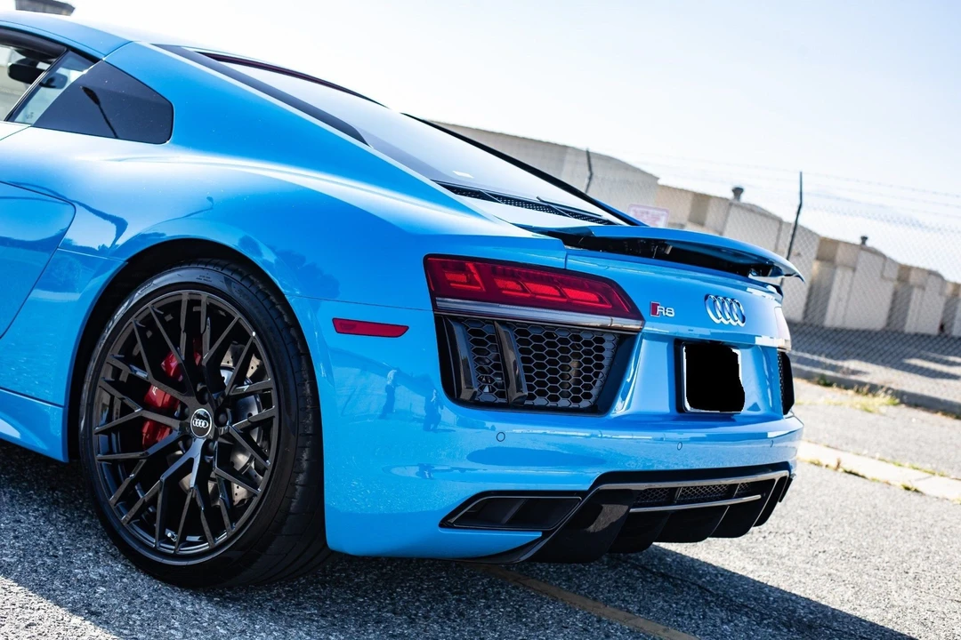 2018 Audi 4S R8 - Image 8 of 12