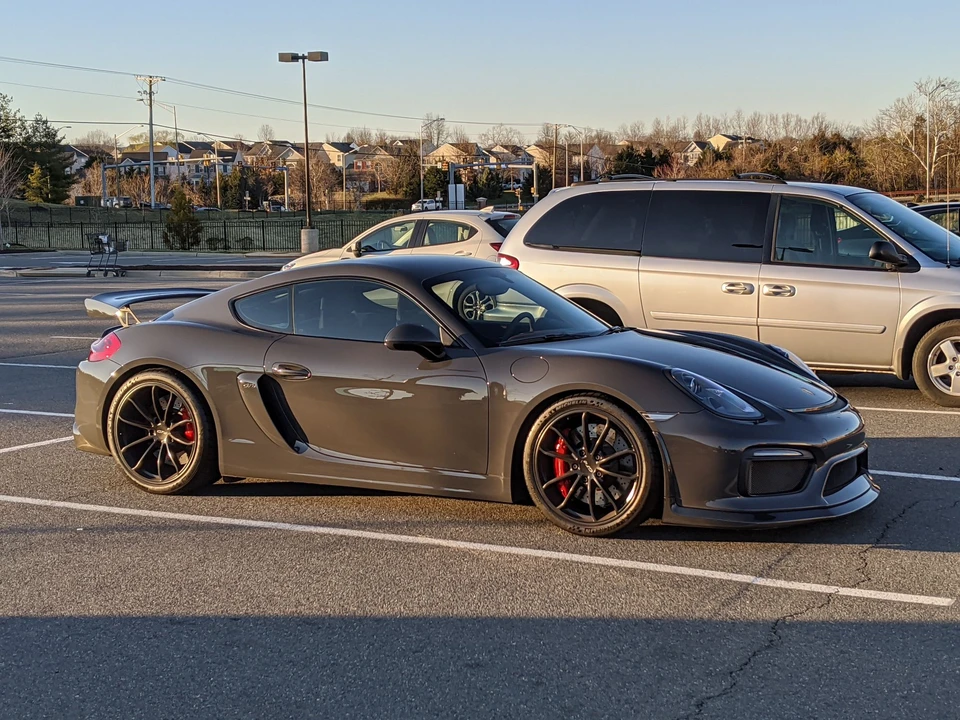 2016 Porsche 981 Cayman GT4 - Image 5 of 15