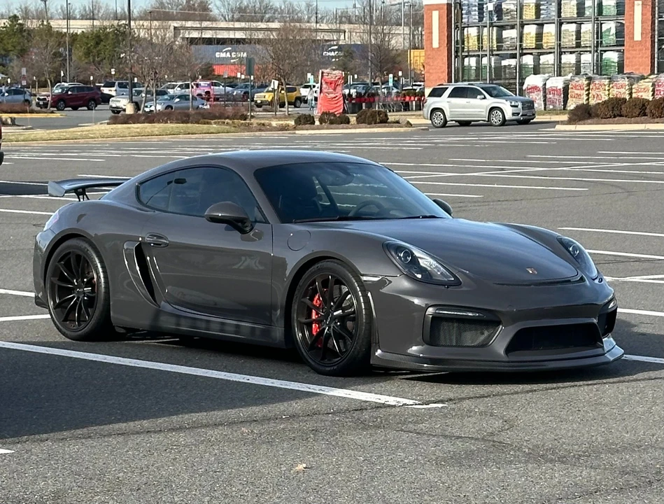2016 Porsche 981 Cayman GT4 - Image 7 of 15