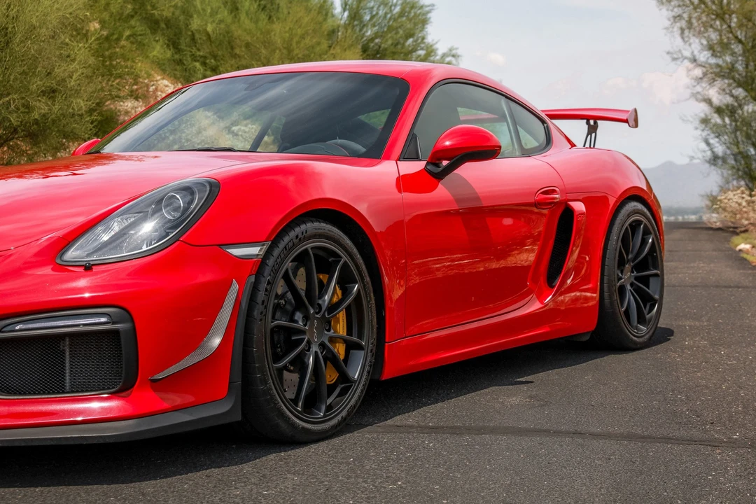 2016 Porsche 981 Cayman GT4 - Image 7 of 31