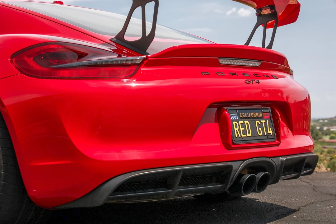 2016 Porsche 981 Cayman GT4 - Image 24 of 31