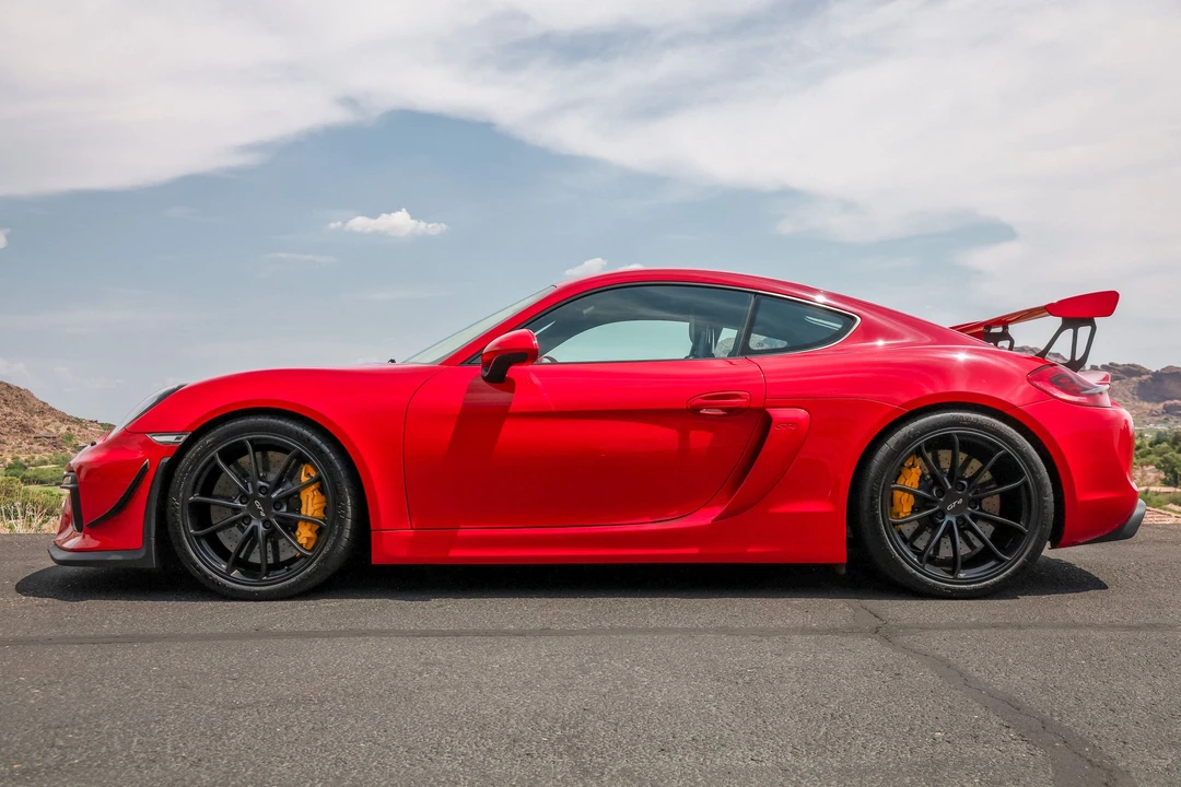 2016 Porsche 981 Cayman GT4 - Image 15 of 31