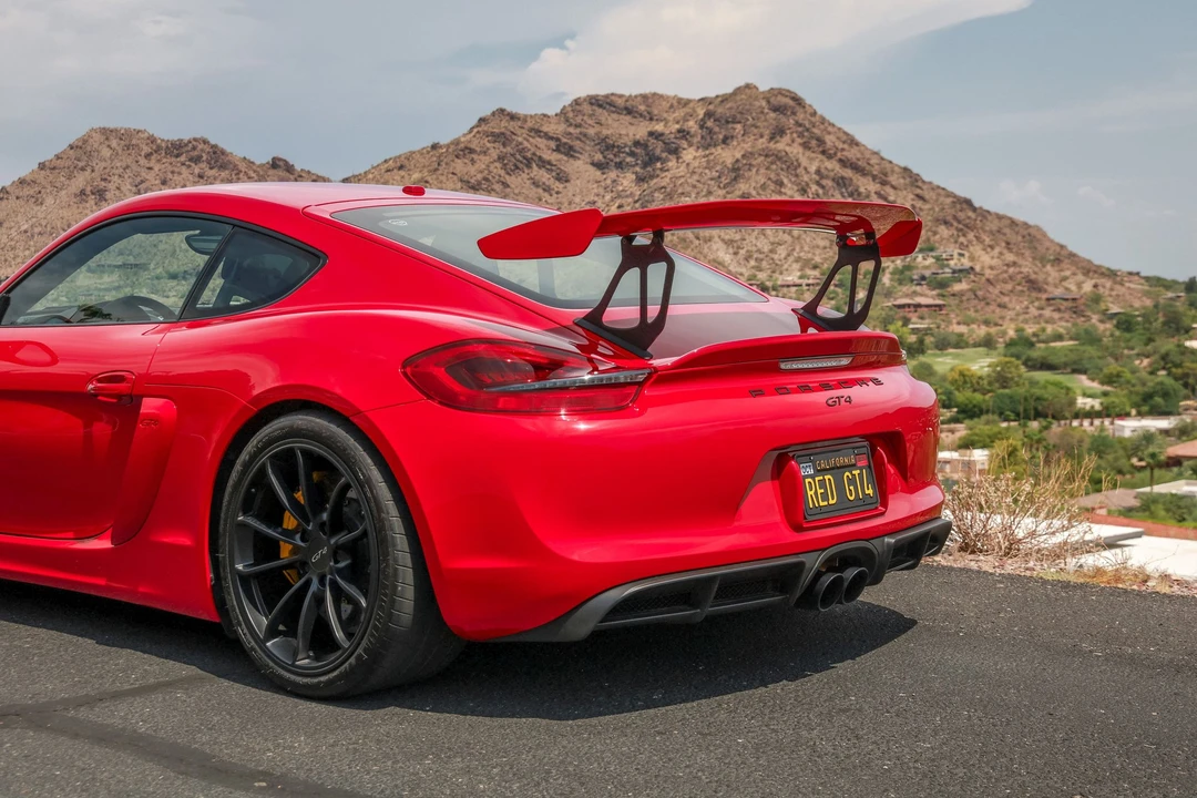 2016 Porsche 981 Cayman GT4 - Image 20 of 31