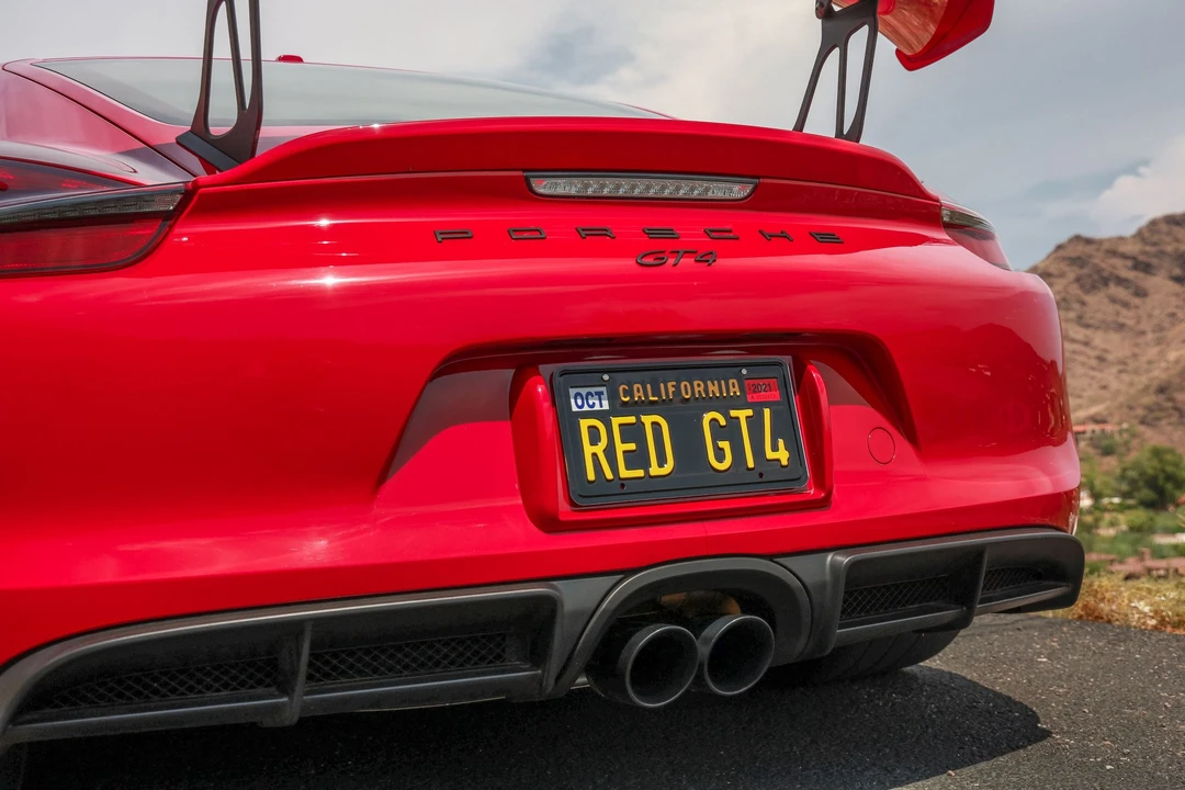 2016 Porsche 981 Cayman GT4 - Image 25 of 31
