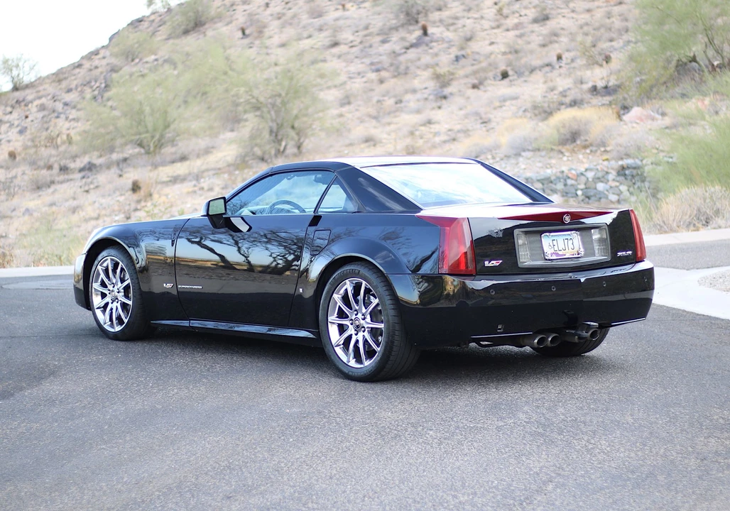 2008 Cadillac XLR-V - Image 4 of 31