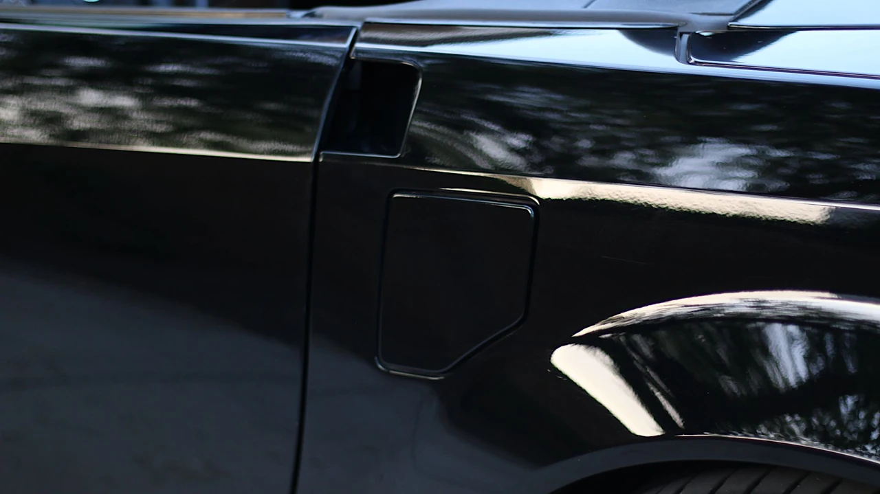 2008 Cadillac XLR-V - Image 26 of 31