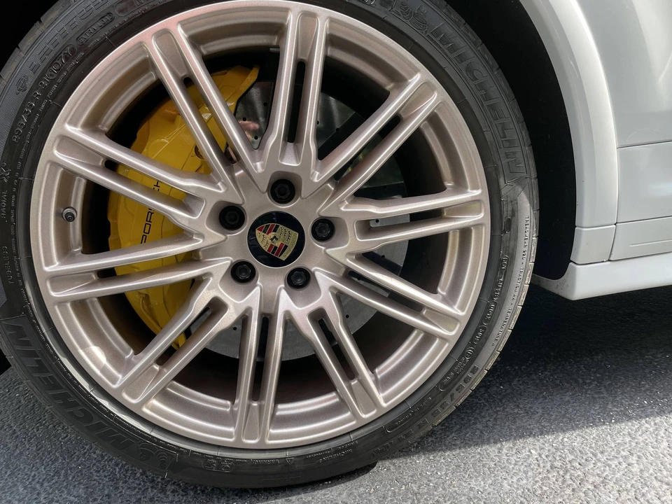 2017 Porsche 958 Cayenne Turbo S - Image 27 of 31