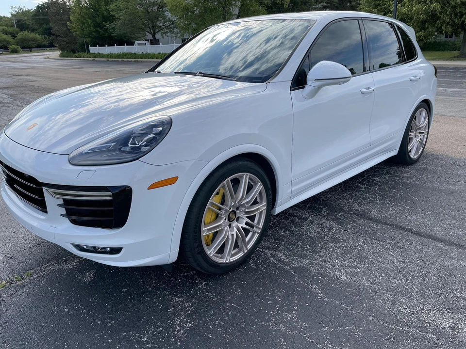 2017 Porsche 958 Cayenne Turbo S - Image 6 of 31