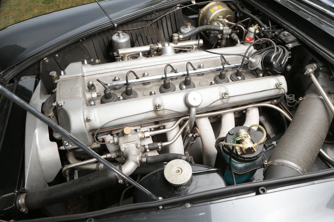 1963 Aston Martin DB4 Convertible - Image 8 of 22